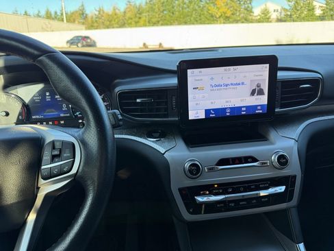 Used 2023 Ford Explorer Timberline image 16