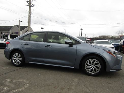 Used 2020 Toyota Corolla LE image 8