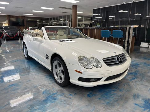 Used 2004 Mercedes-Benz SL 500 image 2