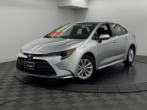 Certified 2026 Toyota Corolla LE w/ LE Premium Package FWD image 3
