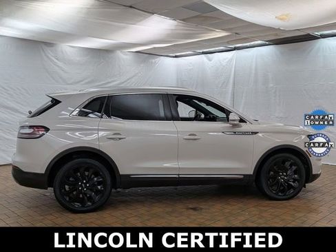 Certified 2022 Lincoln Nautilus Reserve w/ Equipment Group 201A image 8