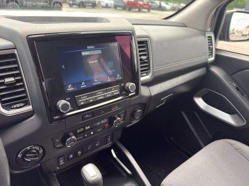 Certified 2023 Nissan Frontier SV w/ SV Convenience Package AWD/4WD image 23