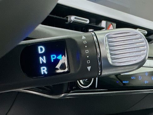 Used 2024 Hyundai Ioniq 5 SEL image 25