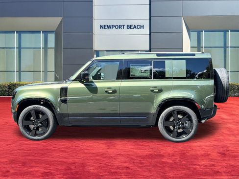 New 2026 Land Rover Defender 110 X-Dynamic SE AWD/4WD image 2