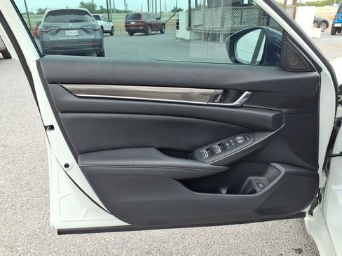 Certified 2022 Honda Accord Sport image 13