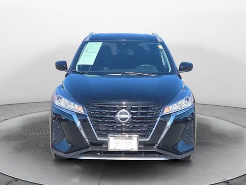 Used 2023 Nissan Kicks SV image 8