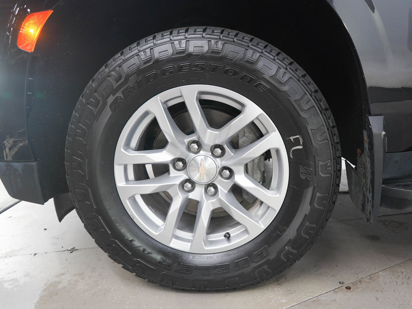 Used 2023 Chevrolet Tahoe LS AWD/4WD image 30