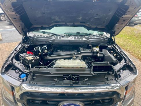 Used 2023 Ford F150 XLT image 15