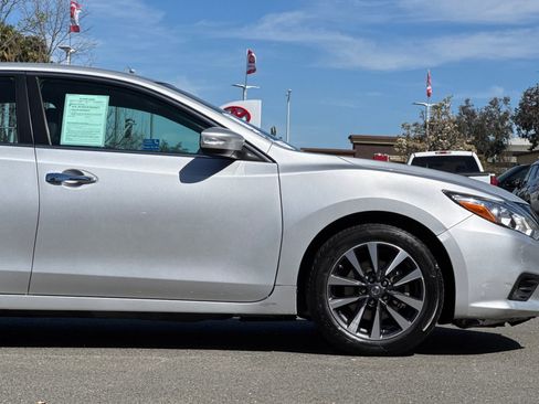 Used 2017 Nissan Altima 2.5 SL image 33