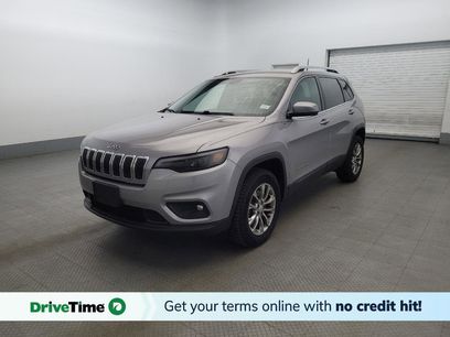 Used 2019 Jeep Cherokee Latitude Plus w/ Comfort/Convenience Group