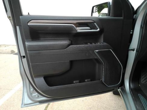 Used 2026 Chevrolet Silverado 1500 LT RWD image 8