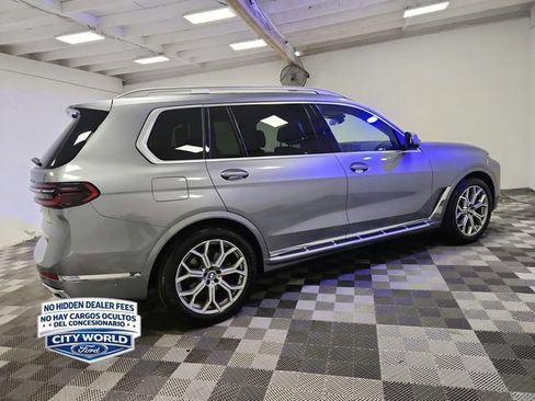 Used 2026 BMW X7 xDrive40i AWD/4WD image 7
