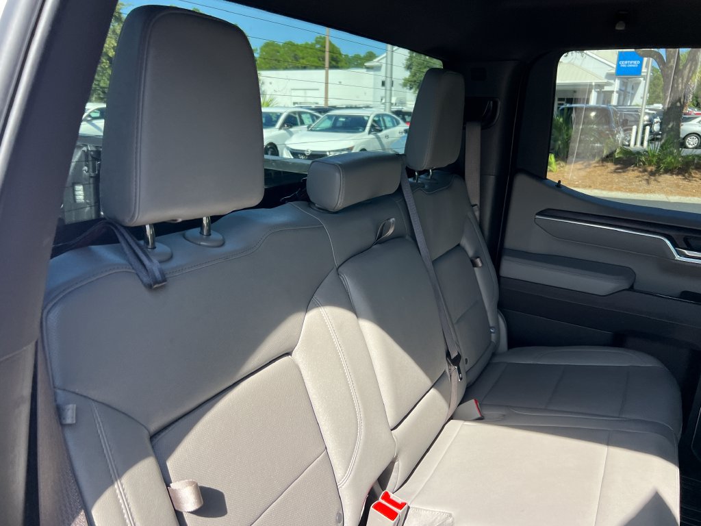 Used 2025 GMC Sierra 1500 SLT RWD image 21