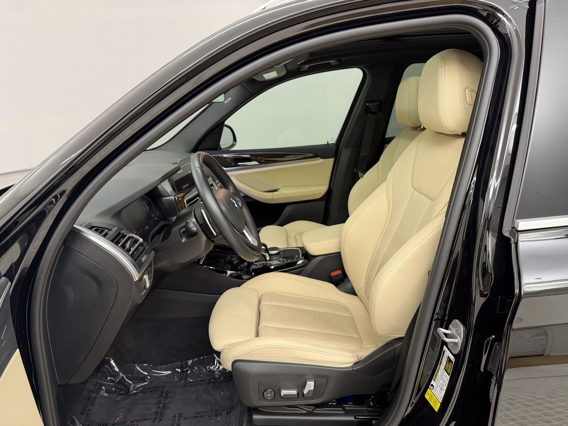 Certified 2024 BMW X3 sDrive30i w/ Convenience Package RWD image 5