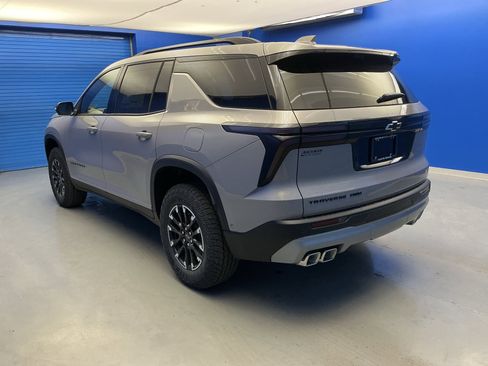 New 2026 Chevrolet Traverse Z71 w/ Enhanced Driving Package image 5