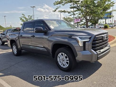 Used 2023 Toyota Tundra SR5 w/ SR5 Convenience Package AWD/4WD image 7