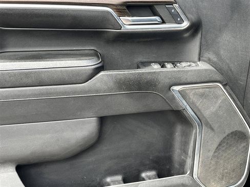 Used 2023 Chevrolet Silverado 1500 LT AWD/4WD image 13