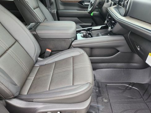 New 2026 Chevrolet Tahoe High Country image 11