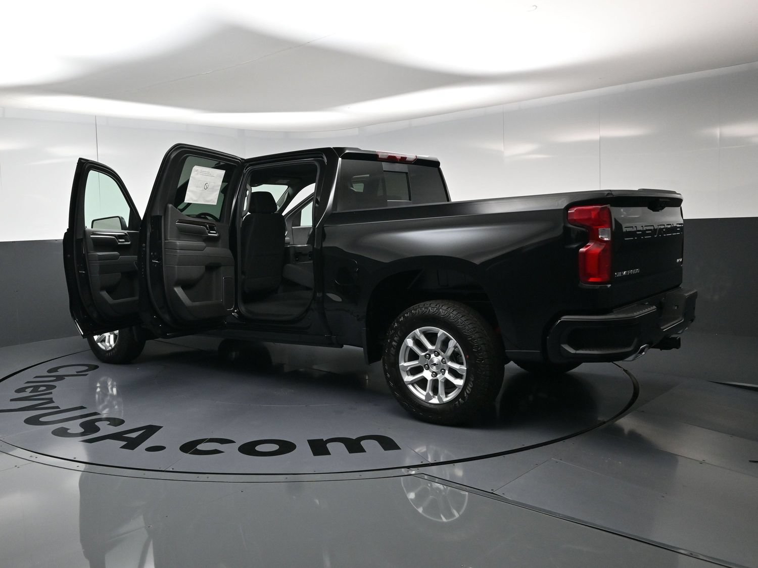 New 2026 Chevrolet Silverado 1500 RST w/ Safety Package AWD/4WD image 32
