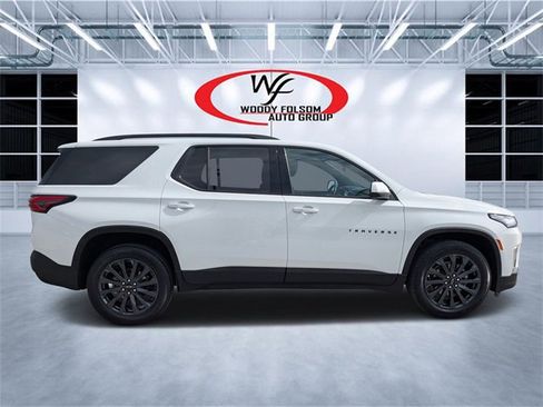 Used 2023 Chevrolet Traverse RS w/ LPO, Floor Liner Package image 2