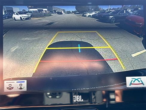 Used 2021 Toyota Venza XLE w/ Softex Package image 29