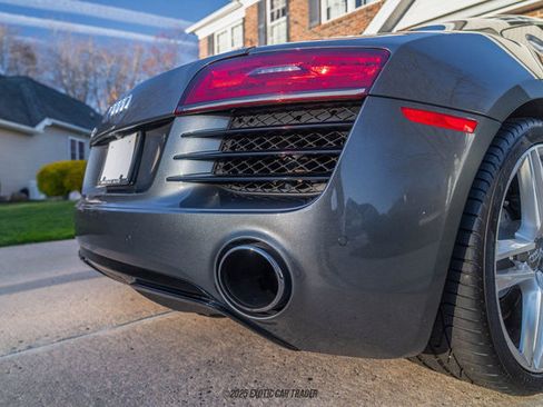 Used 2014 Audi R8 V8 image 68