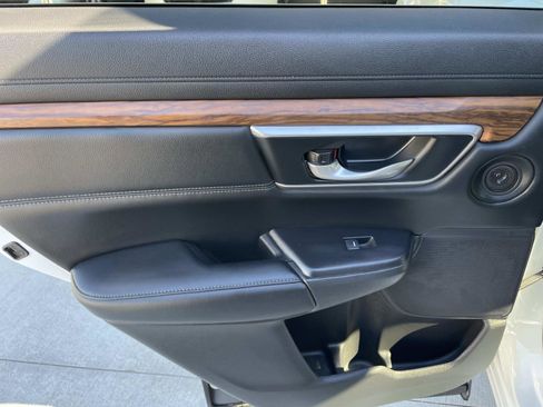 Used 2019 Honda CR-V Touring image 20
