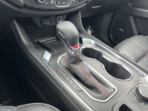Used 2023 Chevrolet Traverse RS AWD/4WD image 21