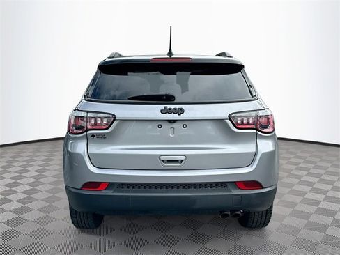 Used 2020 Jeep Compass Latitude image 6