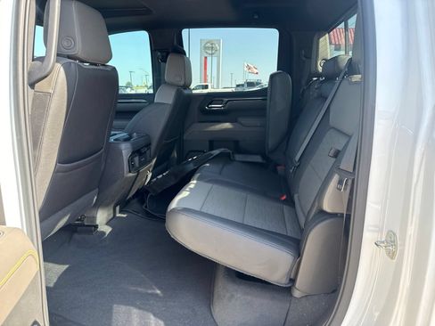 Used 2022 Chevrolet Silverado 1500 ZR2 w/ Technology Package AWD/4WD image 14