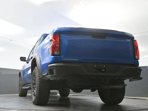 Used 2024 Chevrolet Colorado Trail Boss w/ Technology Package AWD/4WD image 32