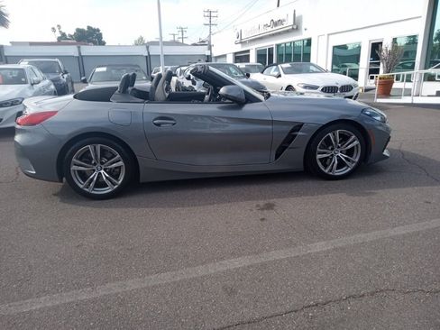 Used 2025 BMW Z4 sDrive30i image 8