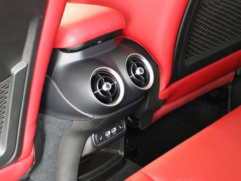 Used 2023 Alfa Romeo Stelvio Sprint AWD/4WD image 34