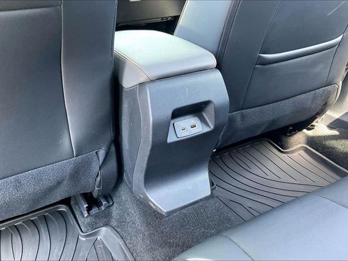 Certified 2024 Subaru Crosstrek 2.5i Limited w/ Crosstrek Mirror Package AWD/4WD image 24