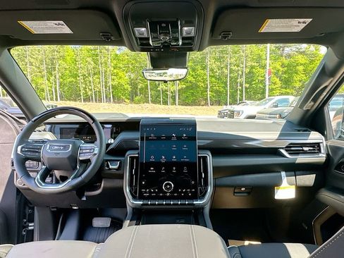 New 2026 GMC Yukon XL Elevation w/ Elevation Premium Package AWD/4WD image 3