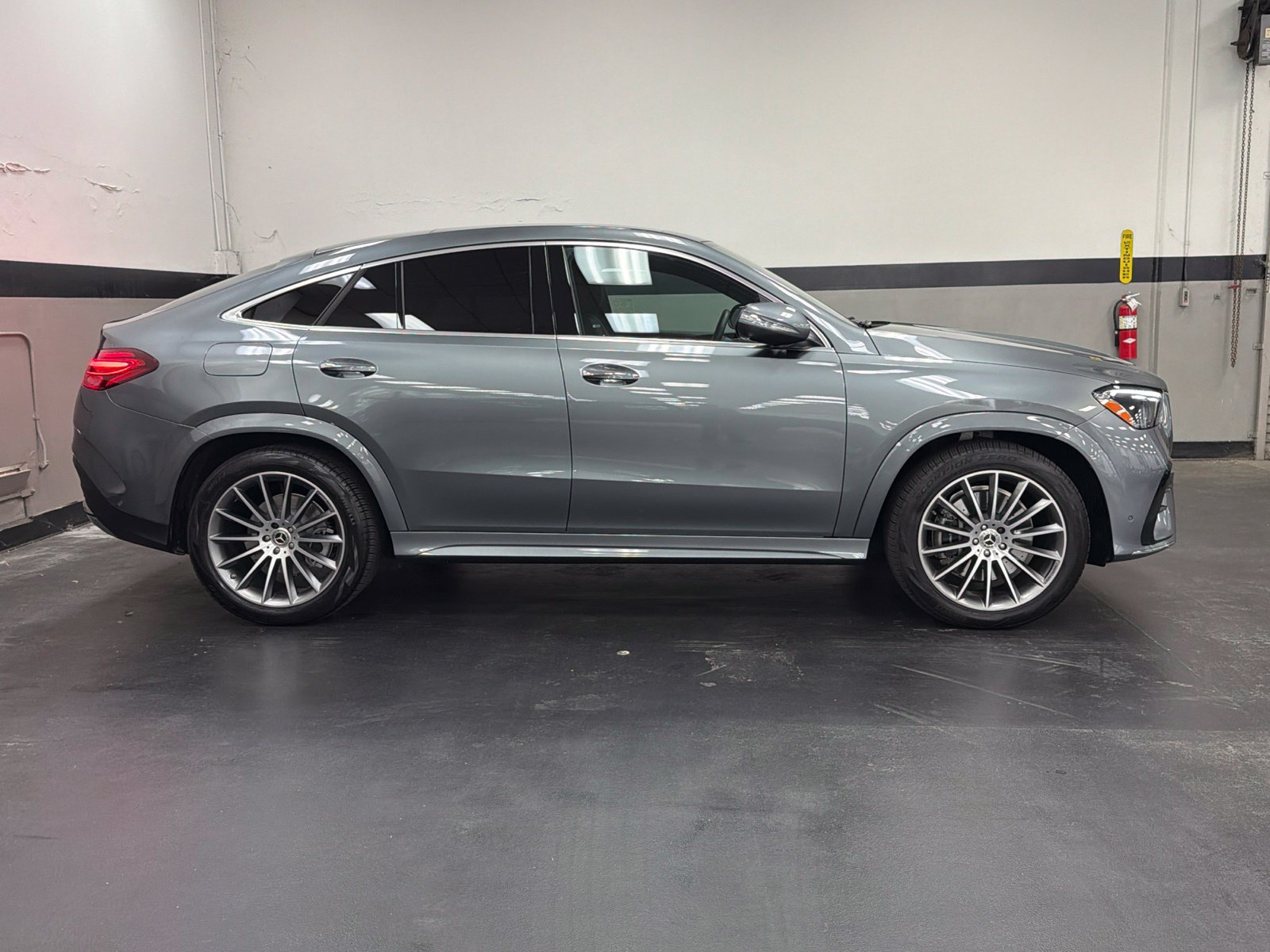 Used 2026 Mercedes-Benz GLE 450 4MATIC Coupe image 3