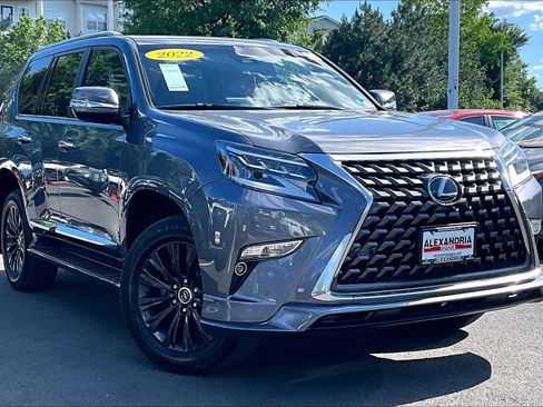 Used 2022 Lexus GX 460 Premium w/ Accessory Package AWD/4WD image 2