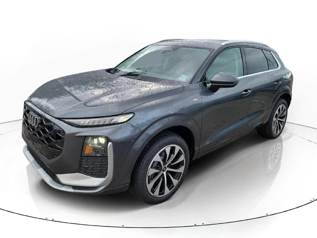 New 2026 Audi Q3 quattro 2.0T AWD/4WD image 2