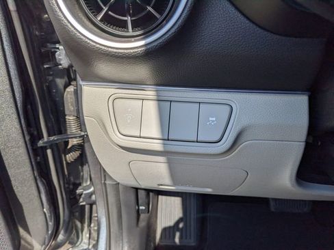 Used 2022 Kia Forte LXS image 29