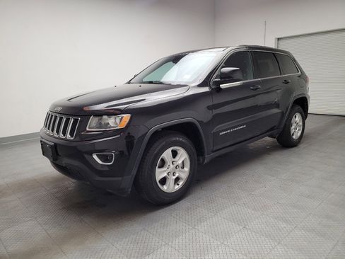Used 2016 Jeep Grand Cherokee Laredo RWD image 2