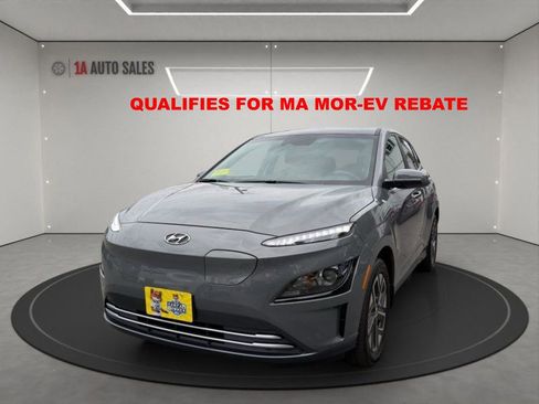 Used 2023 Hyundai Kona SE FWD image 1