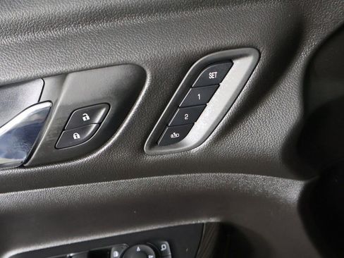 Used 2023 GMC Acadia SLT w/ Preferred Package image 43