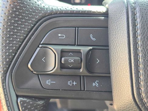 Used 2024 Toyota Tacoma SR5 AWD/4WD image 28