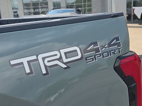 Used 2022 Toyota Tundra SR5 w/ TRD Sport Package AWD/4WD image 7
