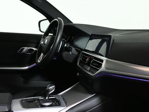 Used 2021 BMW 330e xDrive w/ Convenience Package image 32