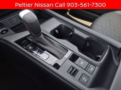 New 2026 Nissan Sentra SR w/ SR Premium Package FWD image 25