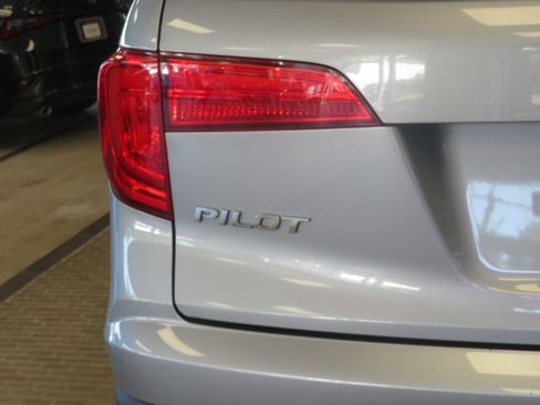 Used 2017 Honda Pilot Touring image 71