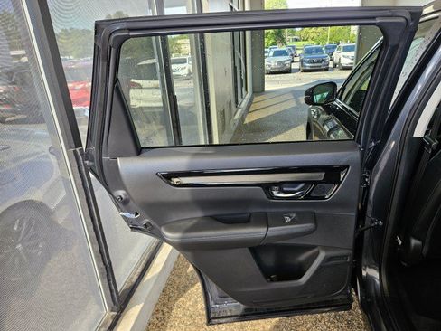 Used 2025 Honda CR-V EX-L image 16