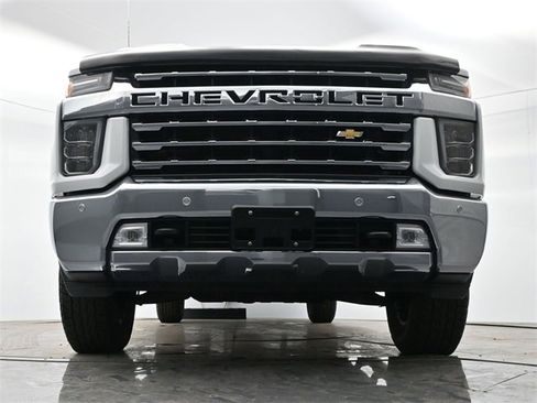 Used 2020 Chevrolet Silverado 2500 LTZ w/ LTZ Plus Package image 25