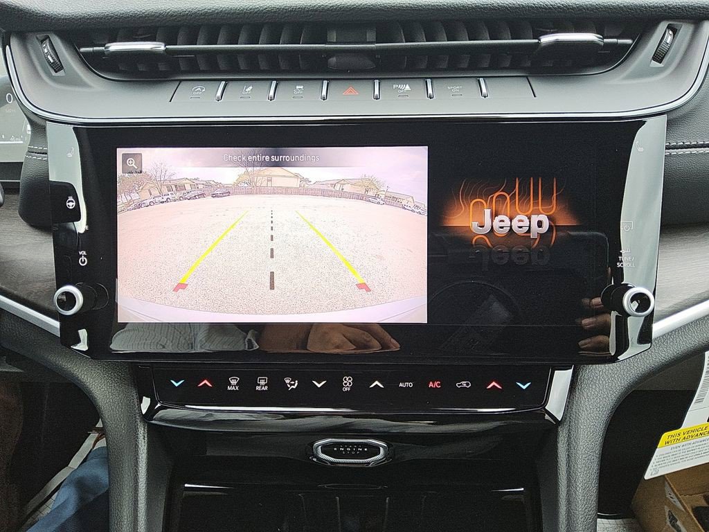 New 2026 Jeep Grand Cherokee Altitude RWD image 20